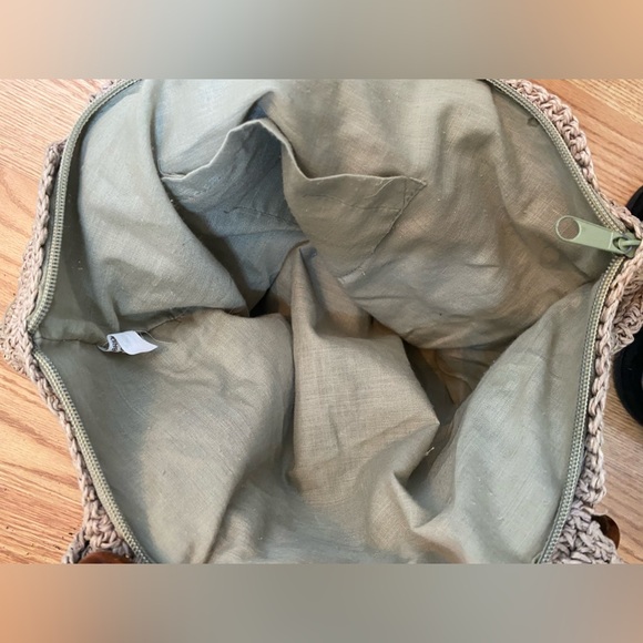 Boho vintage woven straw style shoulder/crossbody purse - Picture 2 of 4